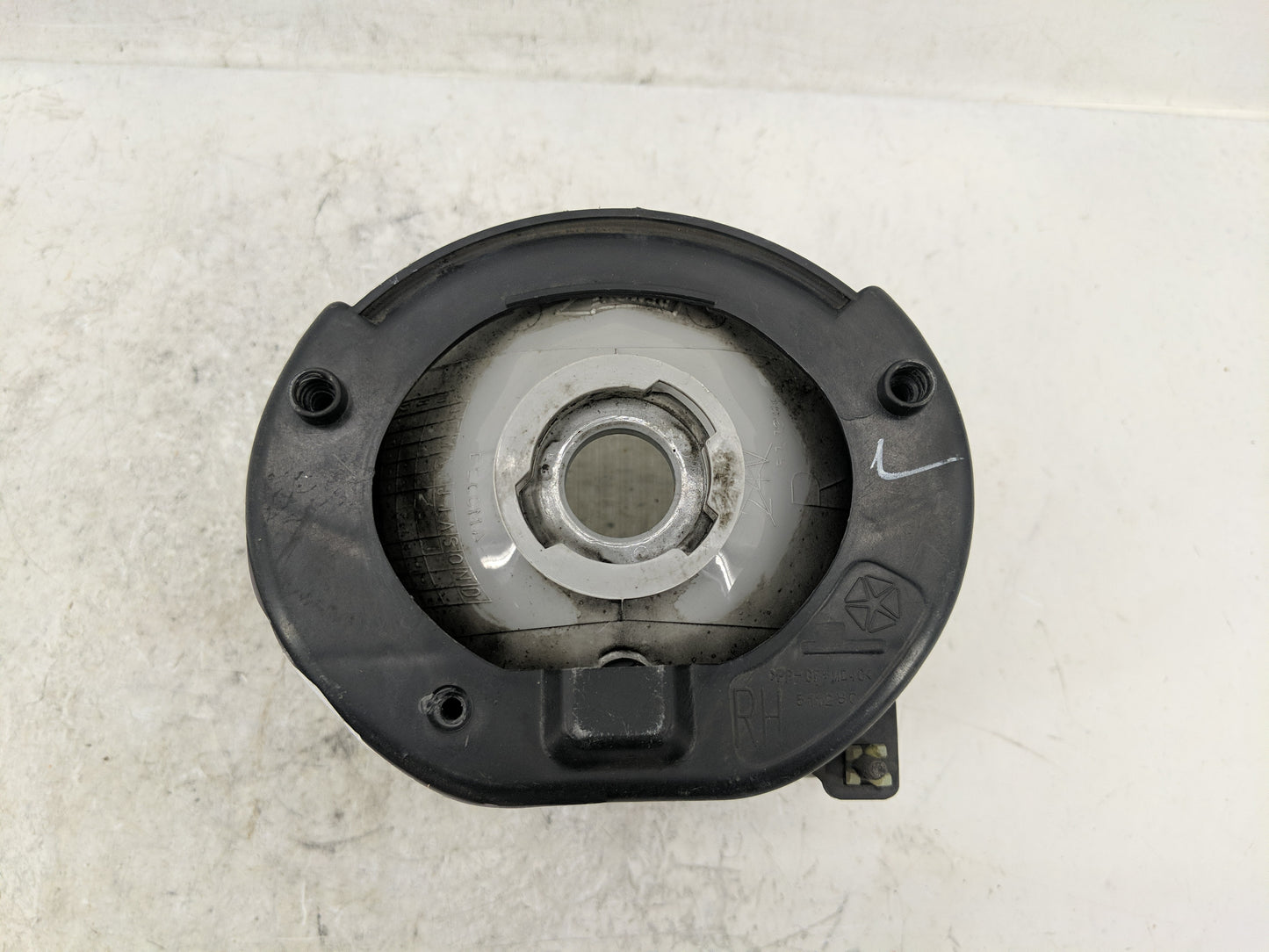 2002-2004 Jeep Liberty Passenger Right Oem Front Light Lamp - Oemusedautoparts1.com