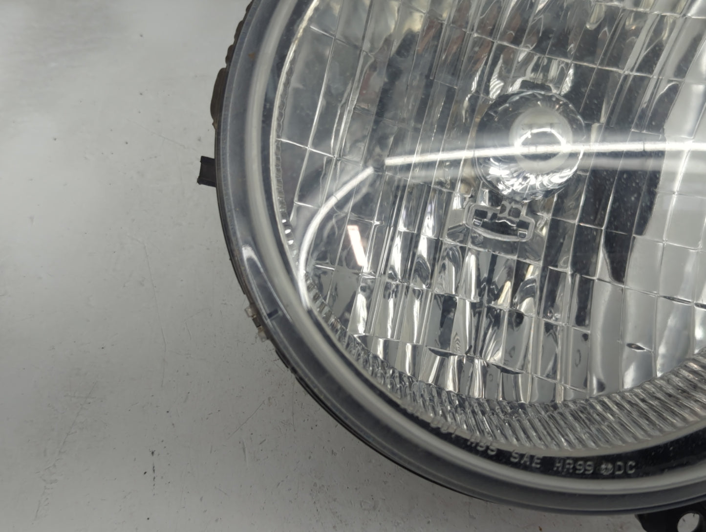 2004 Jeep Liberty Passenger Right Oem Fog Light Lamp - Oemusedautoparts1.com