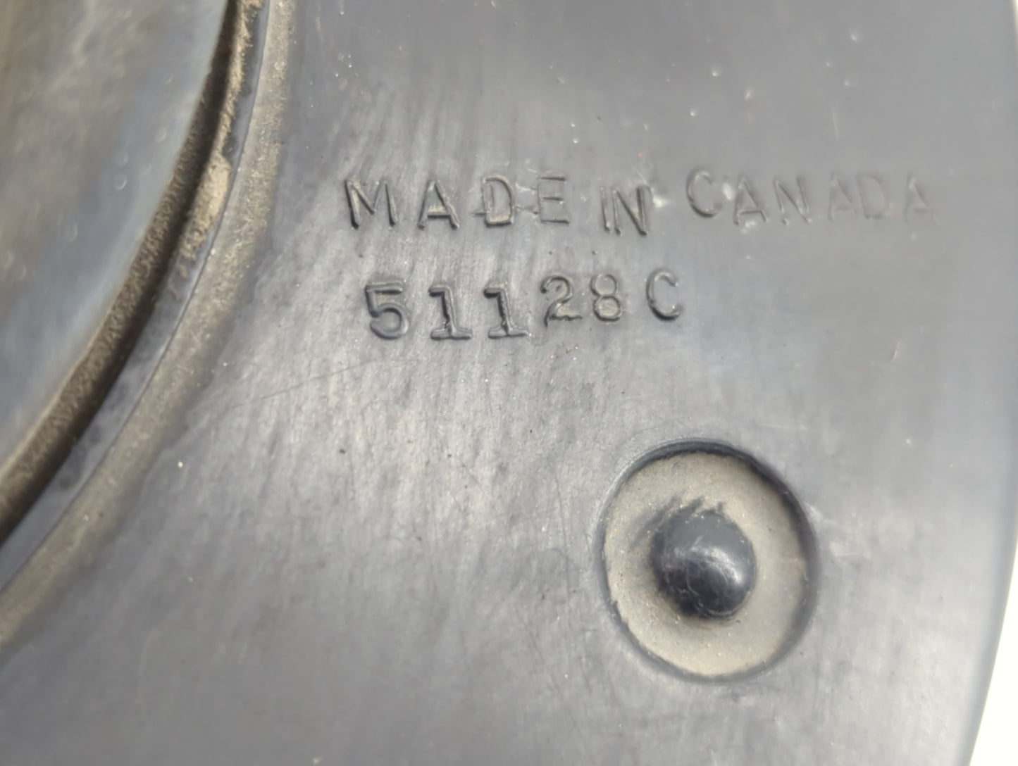 2004 Jeep Liberty Passenger Right Oem Fog Light Lamp - Oemusedautoparts1.com