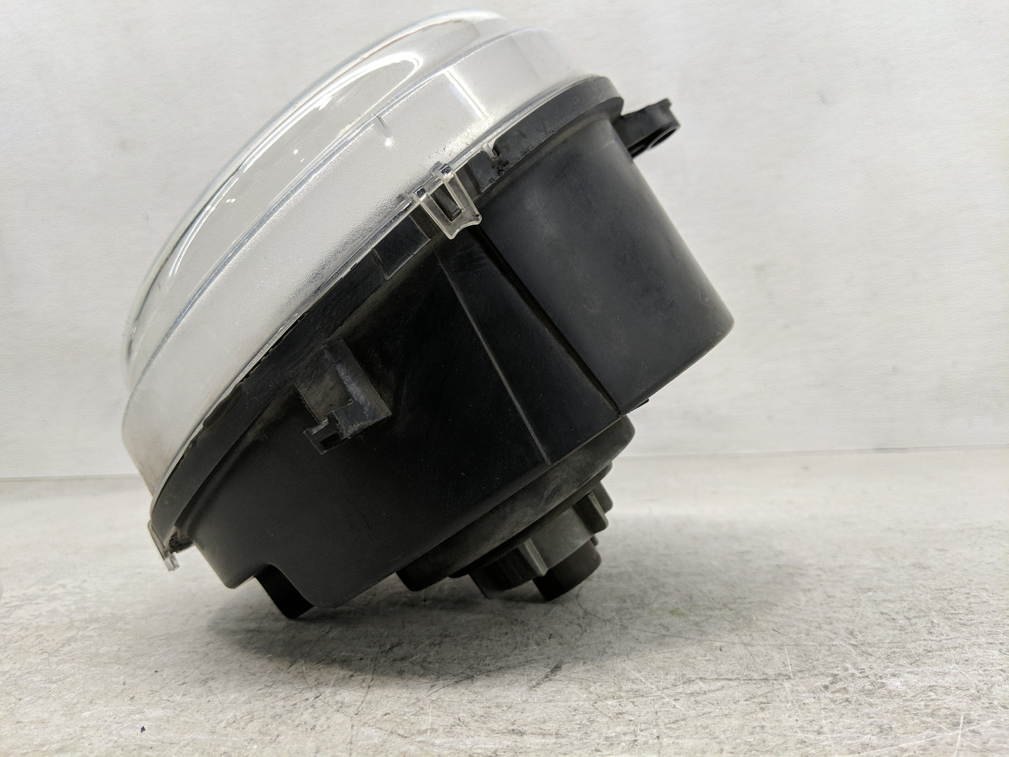 2004 Jeep Liberty Passenger Right Oem Fog Light Lamp - Oemusedautoparts1.com