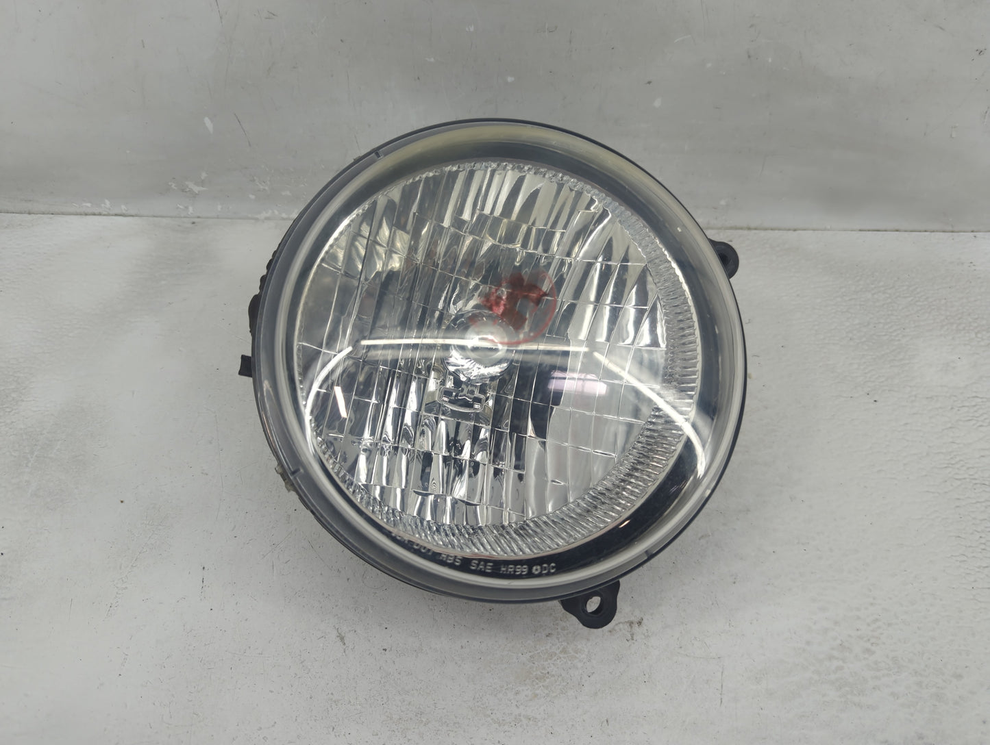 2004 Jeep Liberty Passenger Right Oem Fog Light Lamp - Oemusedautoparts1.com