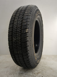 Used Tire P235/70R16 GOODYEAR WRANGLER SR-A 104S - Tread Depth 14.5/32 - Oemusedautoparts1.com