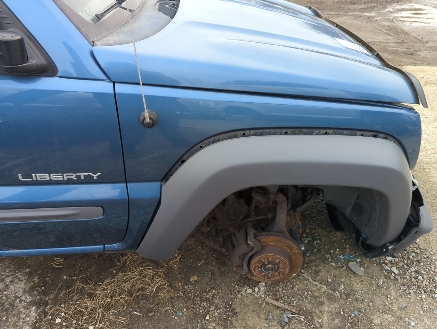 2002-2004 Jeep Liberty Passenger Fender 1360406 - Oemusedautoparts1.com