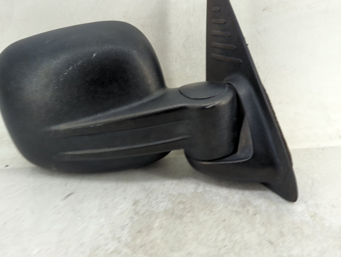 2002-2007 Jeep Liberty Passenger Side View Mirror - Right Door Mirror OEM Used - Oemusedautoparts1.com