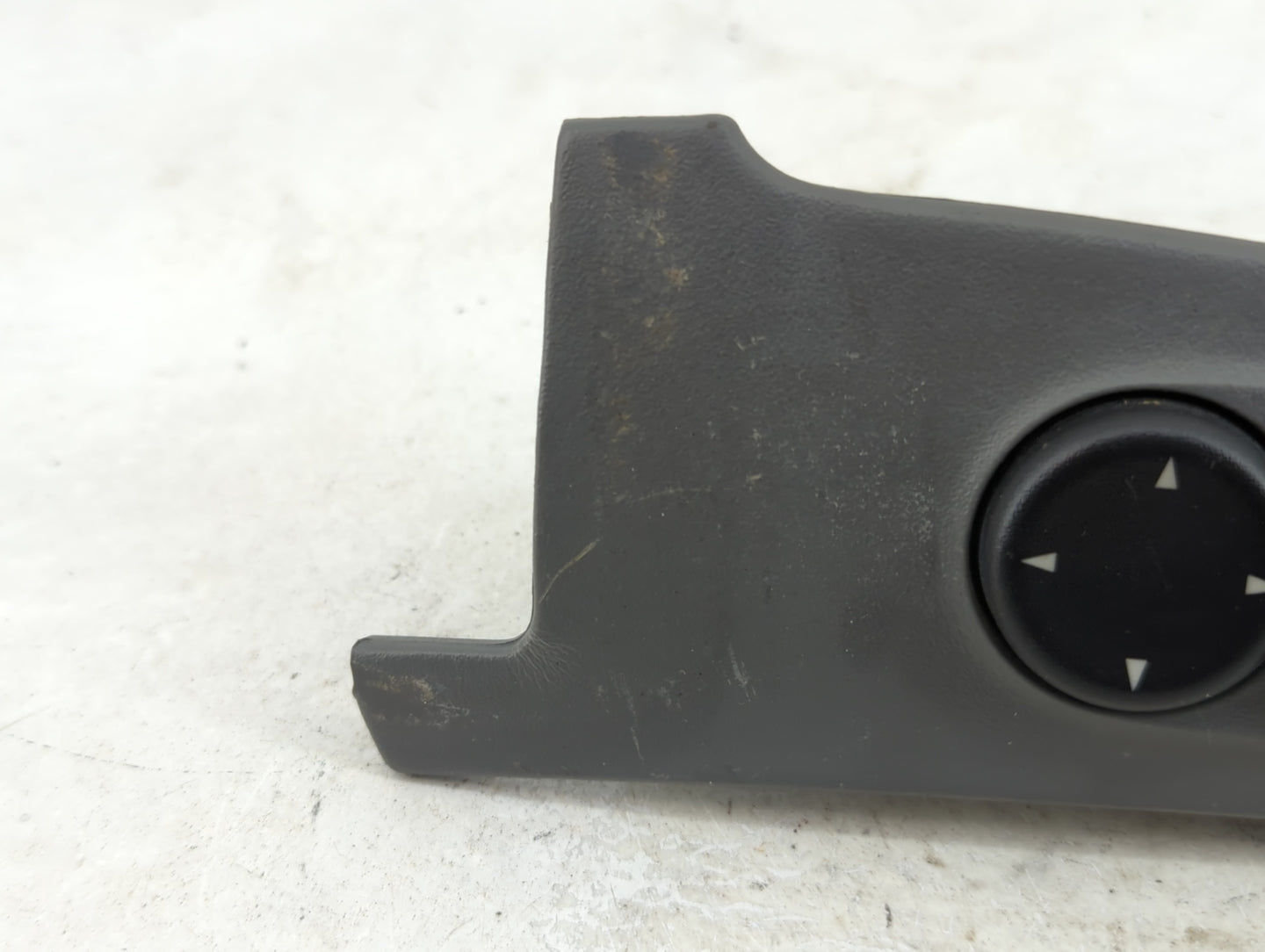 2004-2007 Jeep Liberty Master Power Window Switch Replacement Driver Side Left P/N:56010695AA Fits Fits 2004 2005 2006 2007 