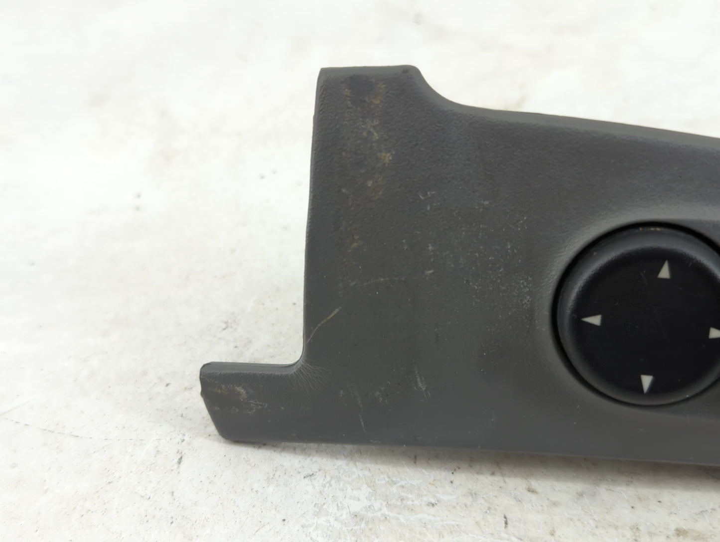 2004-2007 Jeep Liberty Master Power Window Switch Replacement Driver Side Left P/N:56010695AA Fits Fits 2004 2005 2006 2007 
