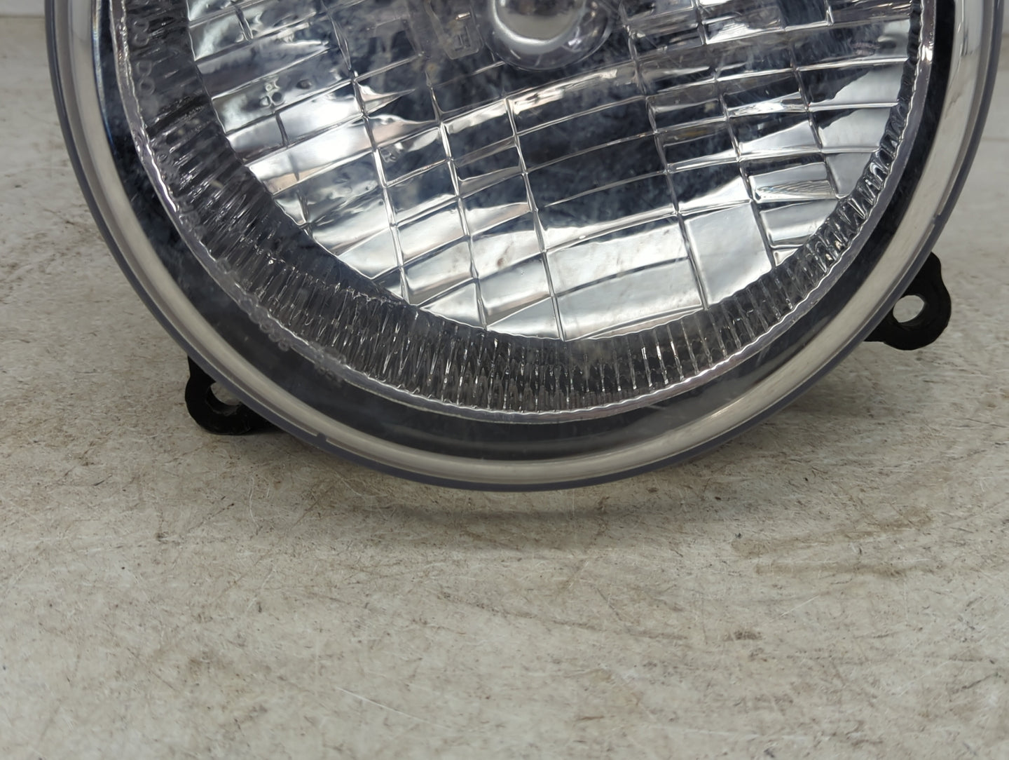 2002-2004 Jeep Liberty Passenger Right Oem Head Light Headlight Lamp - Oemusedautoparts1.com