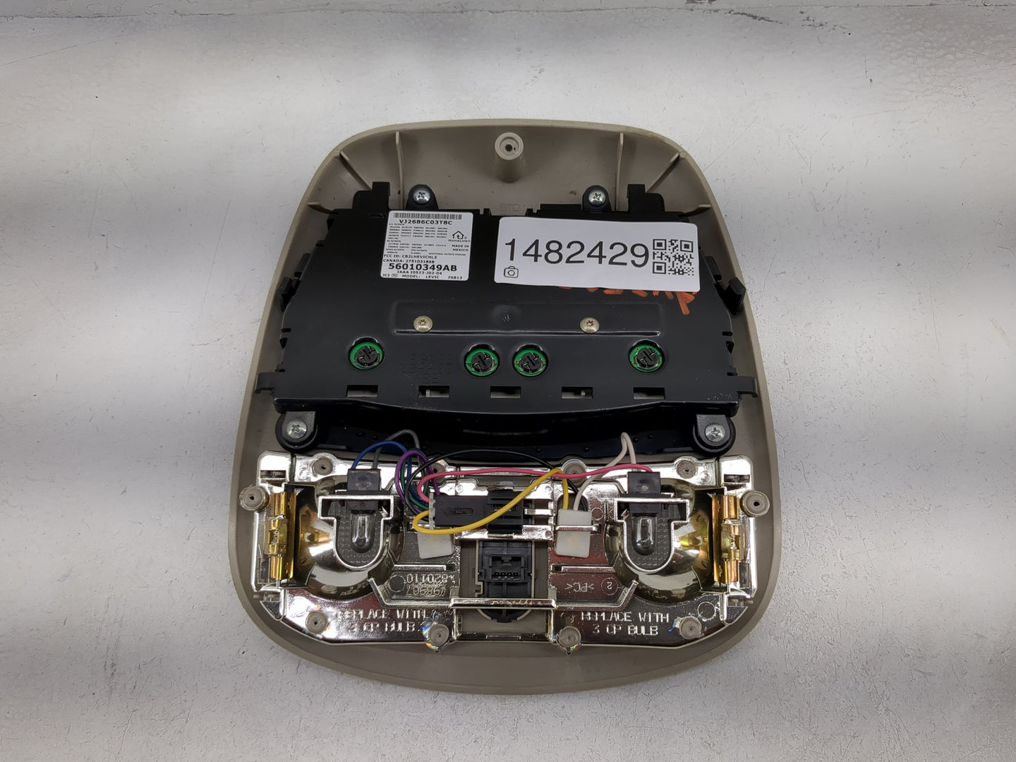2004 Jeep Liberty Overhead Roof Console 1482429 - Oemusedautoparts1.com
