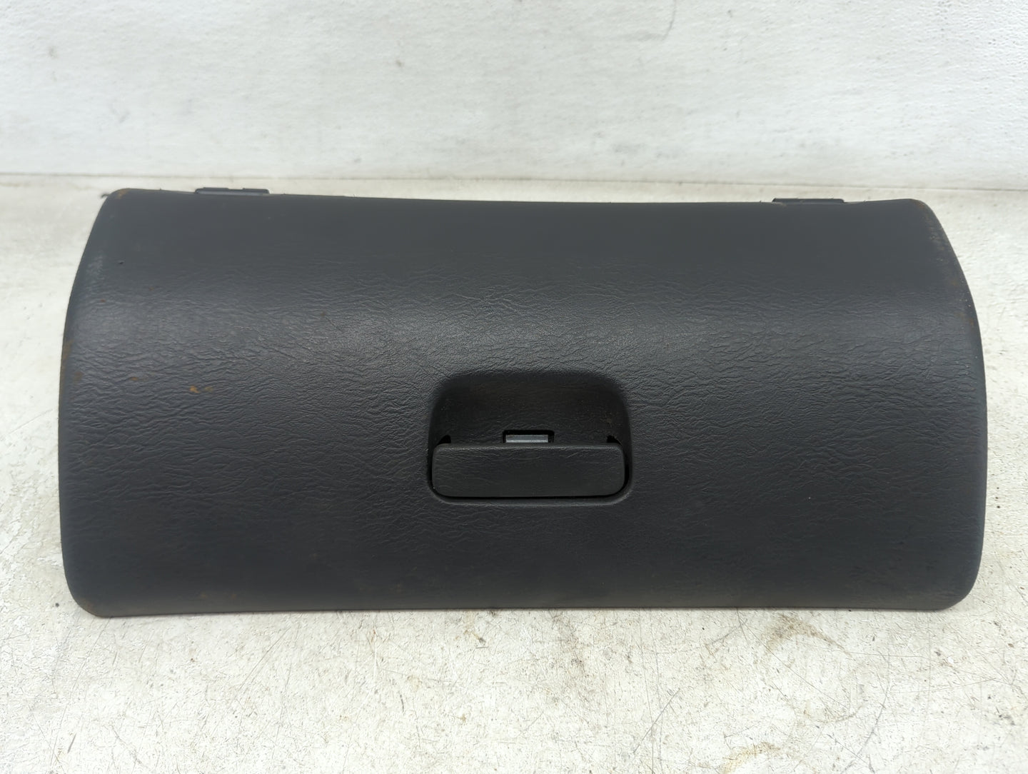 2004 Jeep Liberty Passenger Glove Box Door Storage Compartment 1482649 - Oemusedautoparts1.com