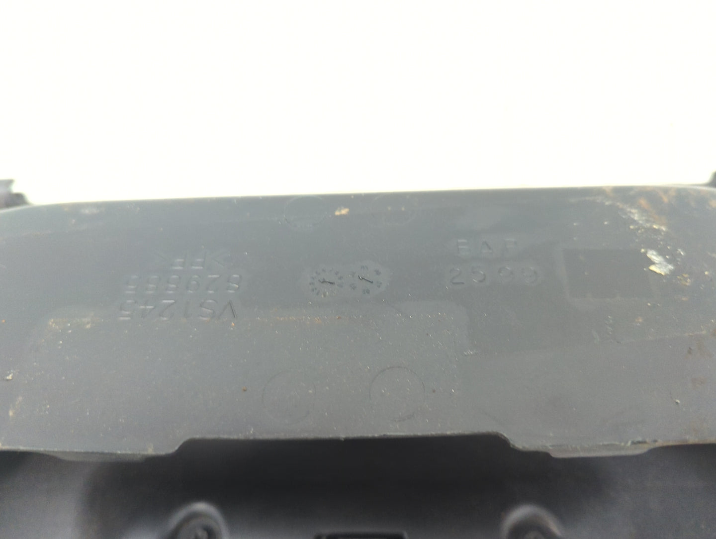 2004 Jeep Liberty Passenger Glove Box Door Storage Compartment 1482649 - Oemusedautoparts1.com
