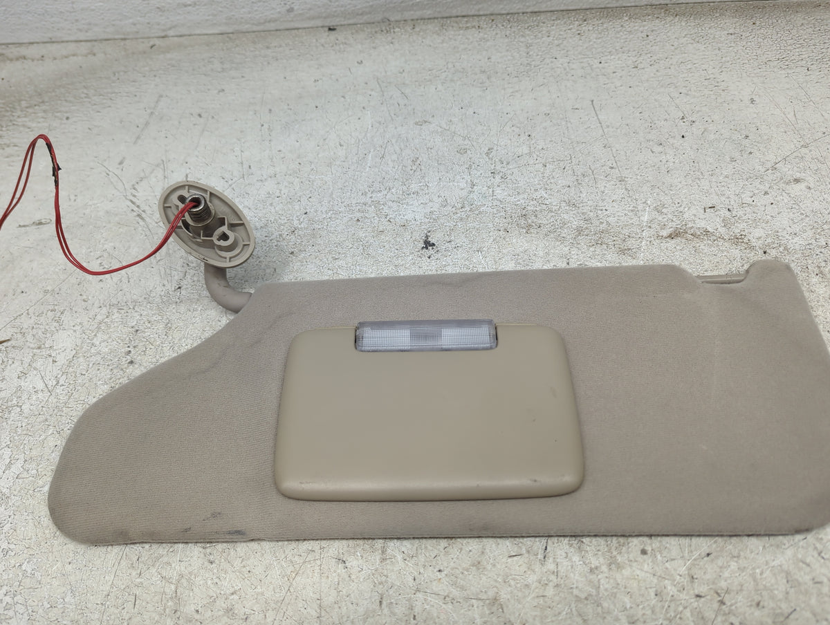 2004 Jeep Liberty Sun Visor Shade Replacement Driver Left Mirror Fits OEM Used Auto Parts - Oemusedautoparts1.com