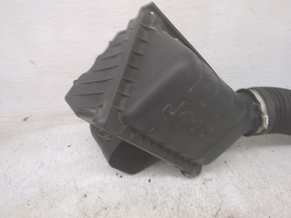 2004-2007 Jeep Liberty Air Cleaner Intake-duct Hose Tube 1500401 - Oemusedautoparts1.com