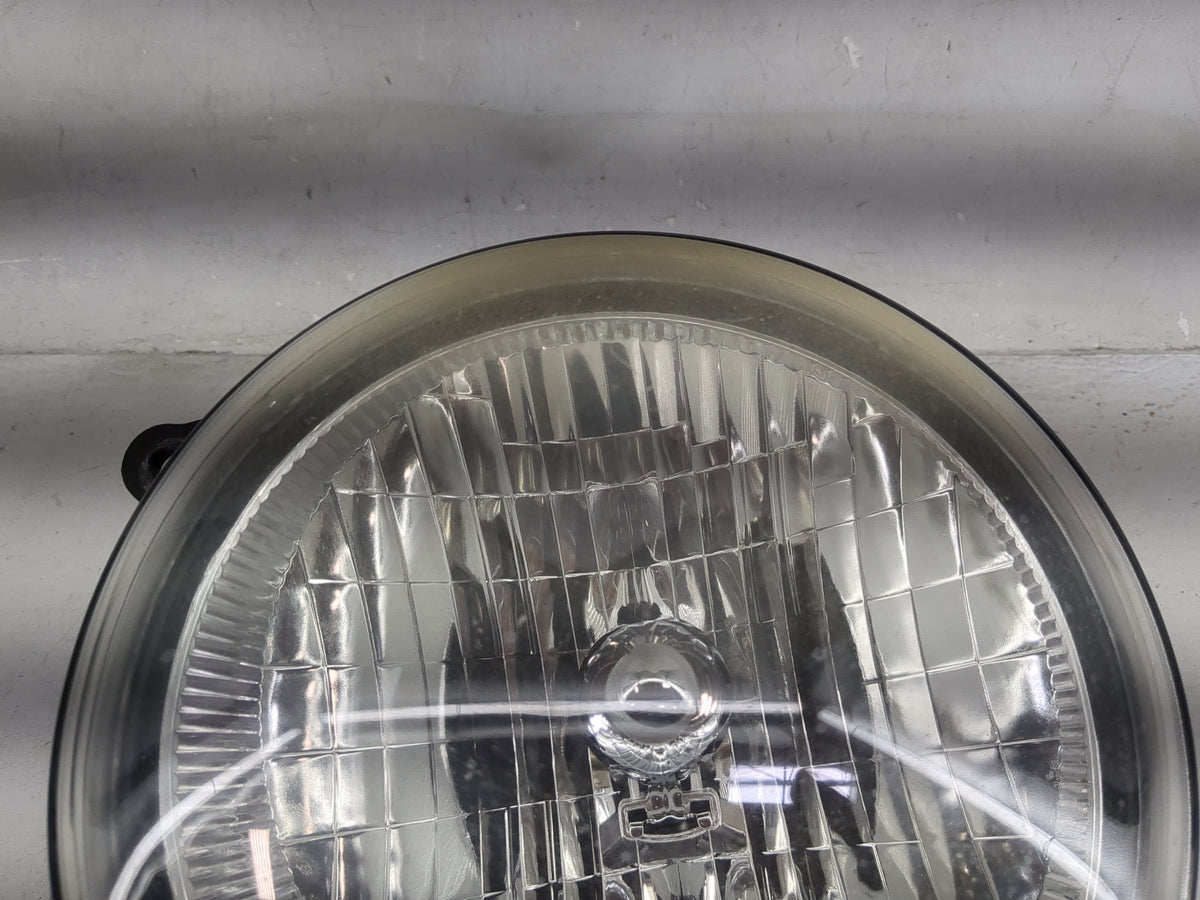2002-2004 Jeep Liberty Driver Left Oem Head Light Headlight Lamp Black - Oemusedautoparts1.com