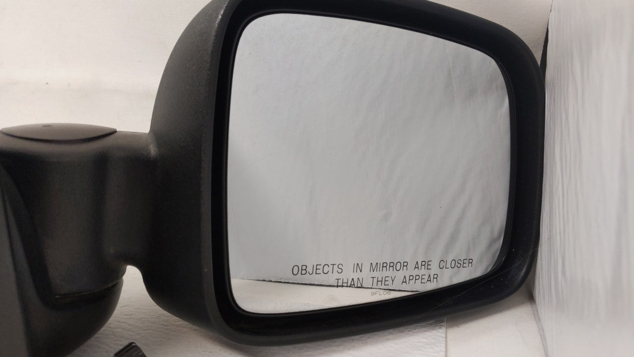 2002-2007 Jeep Liberty Side Mirror Replacement Passenger Right View Door Mirror P/N:E1040691 Fits OEM Used Auto Parts - Oemu