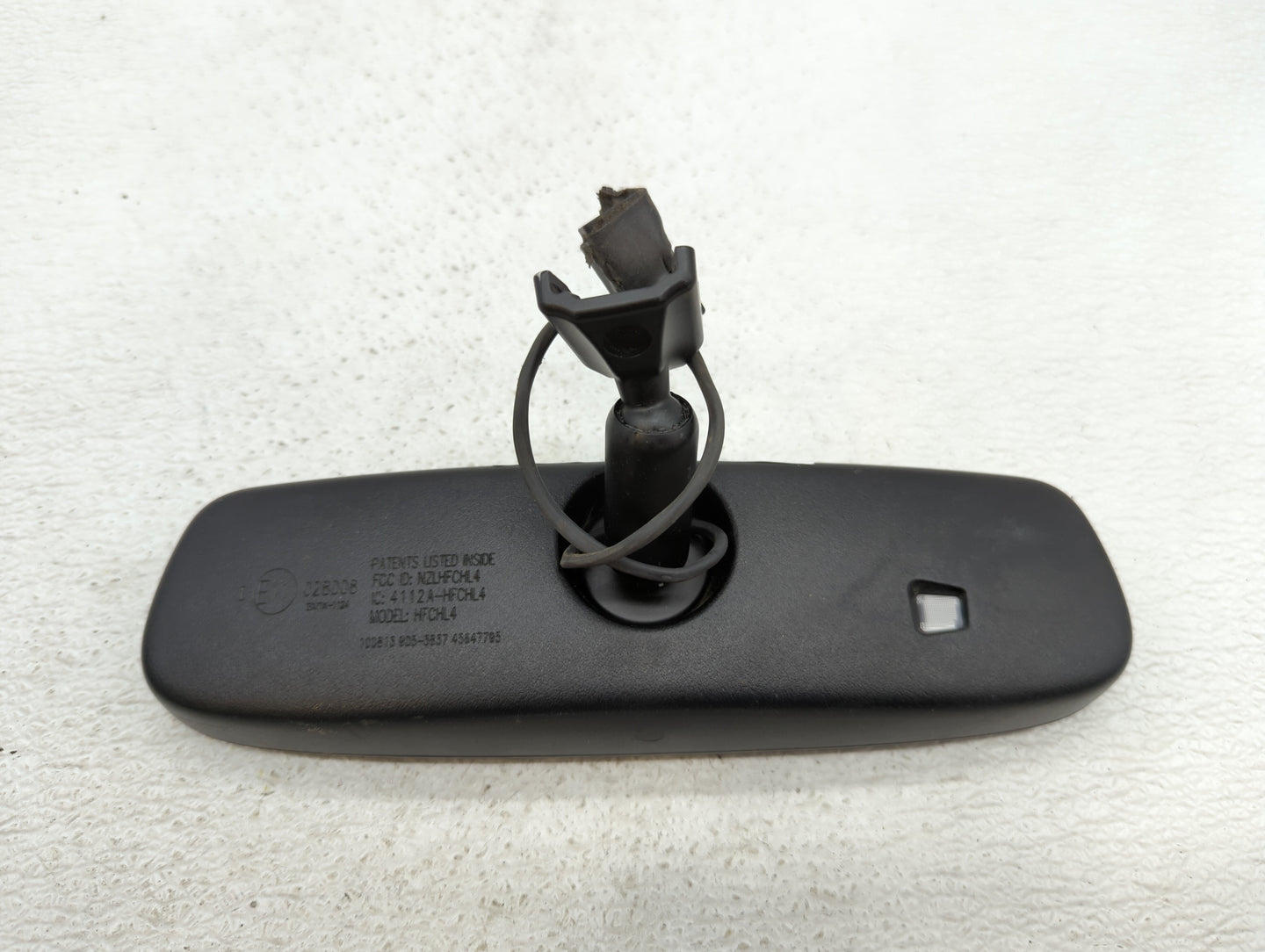 2004 Jeep Liberty Interior Rear View Mirror Replacement OEM P/N:E11028008 Fits OEM Used Auto Parts - Oemusedautoparts1.com