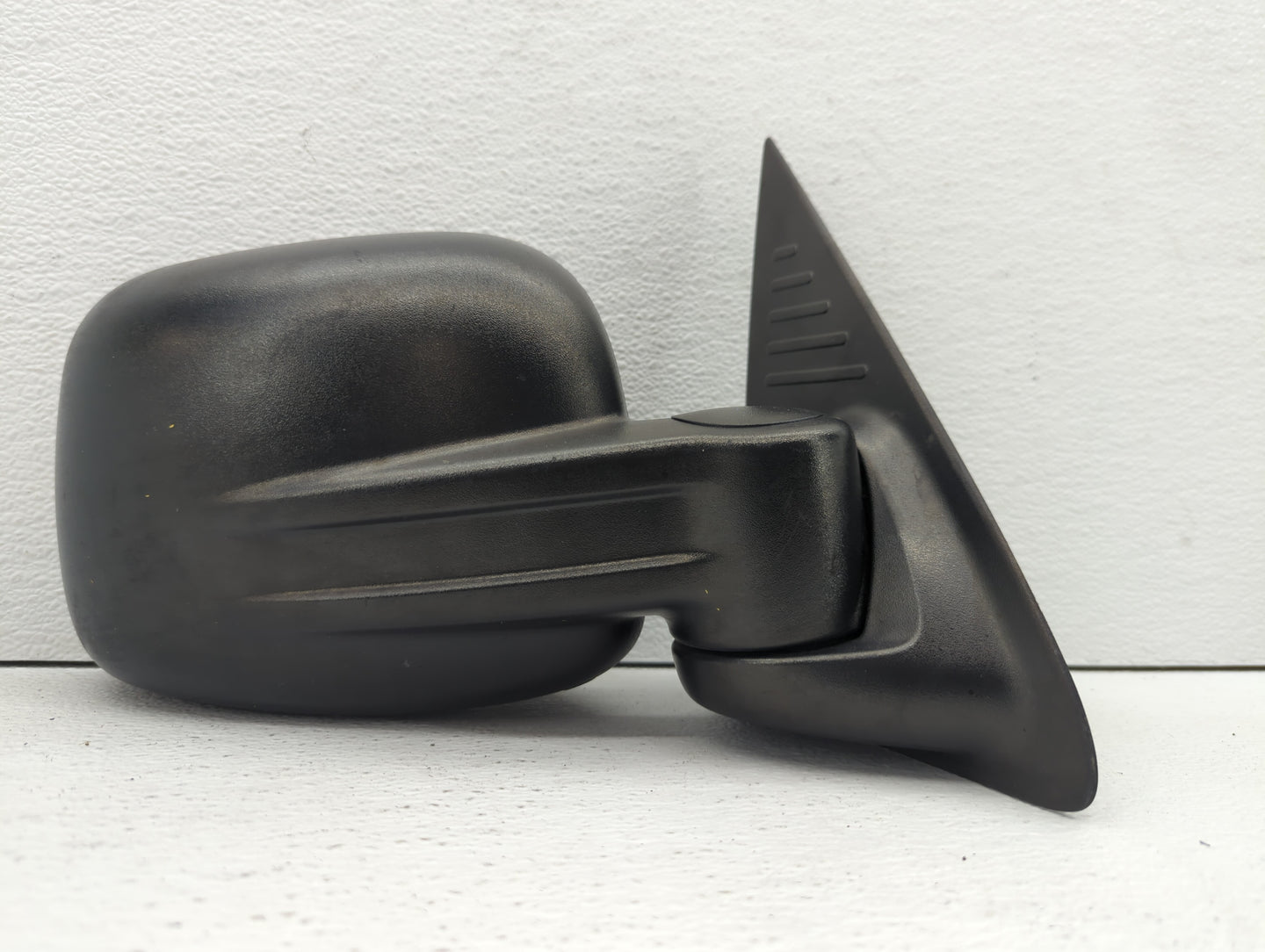 2002-2007 Jeep Liberty Passenger Side View Mirror - Right Door Mirror OEM Used - Oemusedautoparts1.com