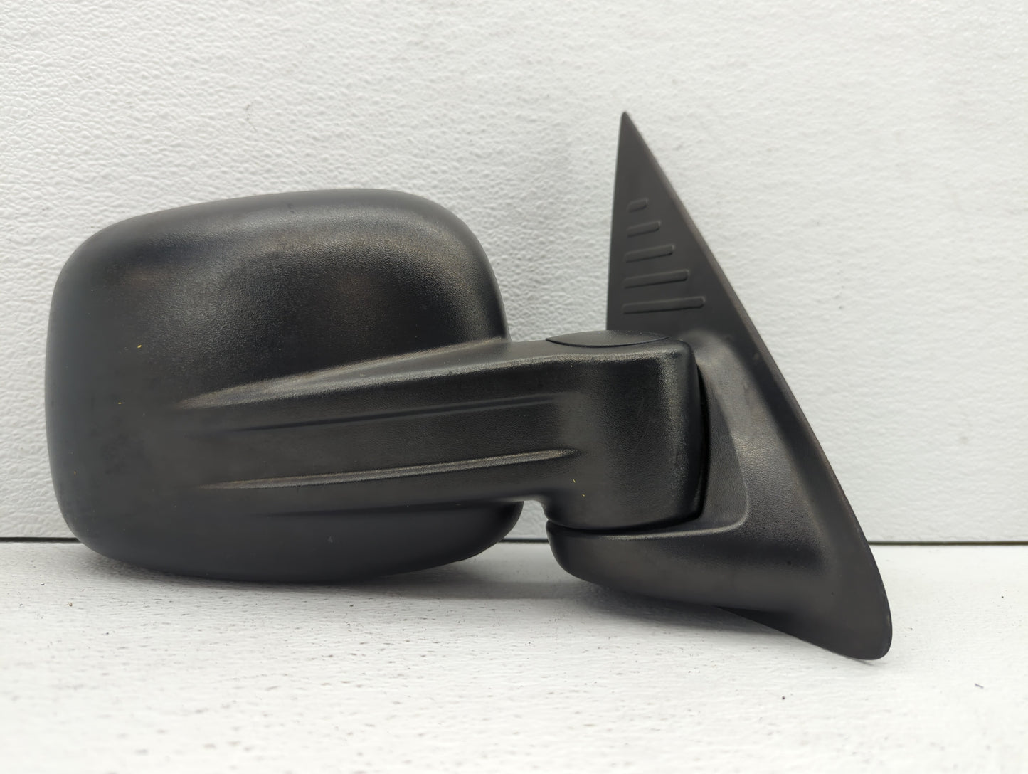 2002-2007 Jeep Liberty Passenger Side View Mirror - Right Door Mirror OEM Used - Oemusedautoparts1.com