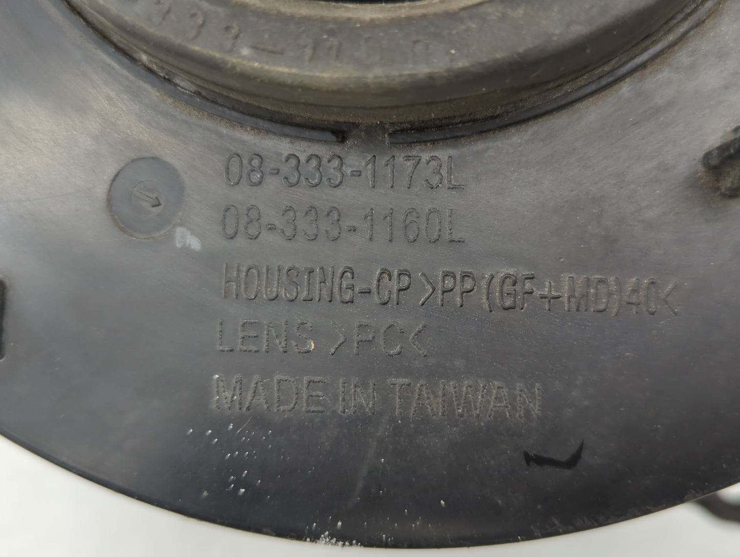 2002-2004 Jeep Liberty Driver Left Oem Head Light Headlight Lamp - Oemusedautoparts1.com