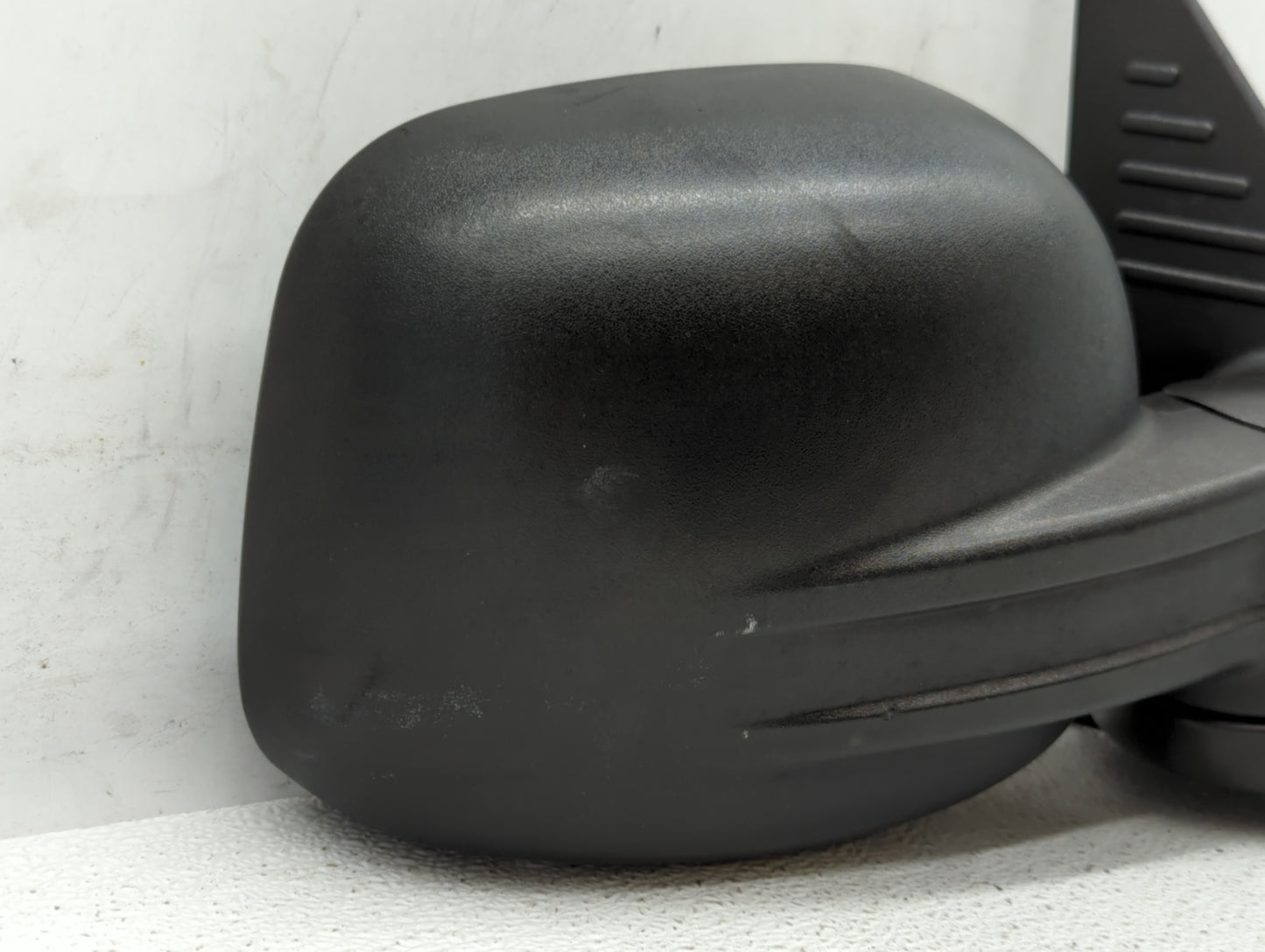 2002-2007 Jeep Liberty Passenger Side View Mirror - Right Door Mirror OEM Used - Oemusedautoparts1.com