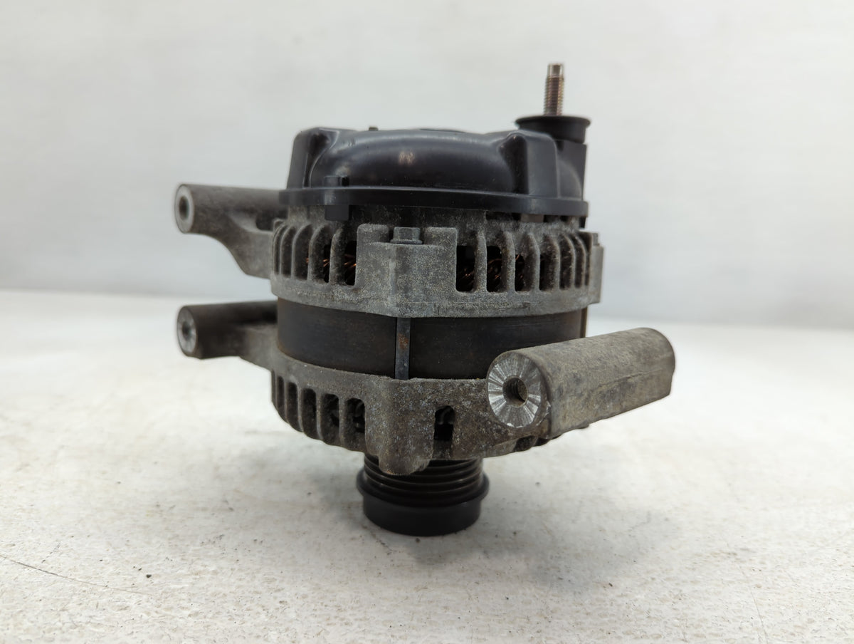 2002-2007 Jeep Liberty Alternator Replacement Generator Charging Assembly Engine OEM P/N:TN104210-1901 23136231 Fits OEM Use