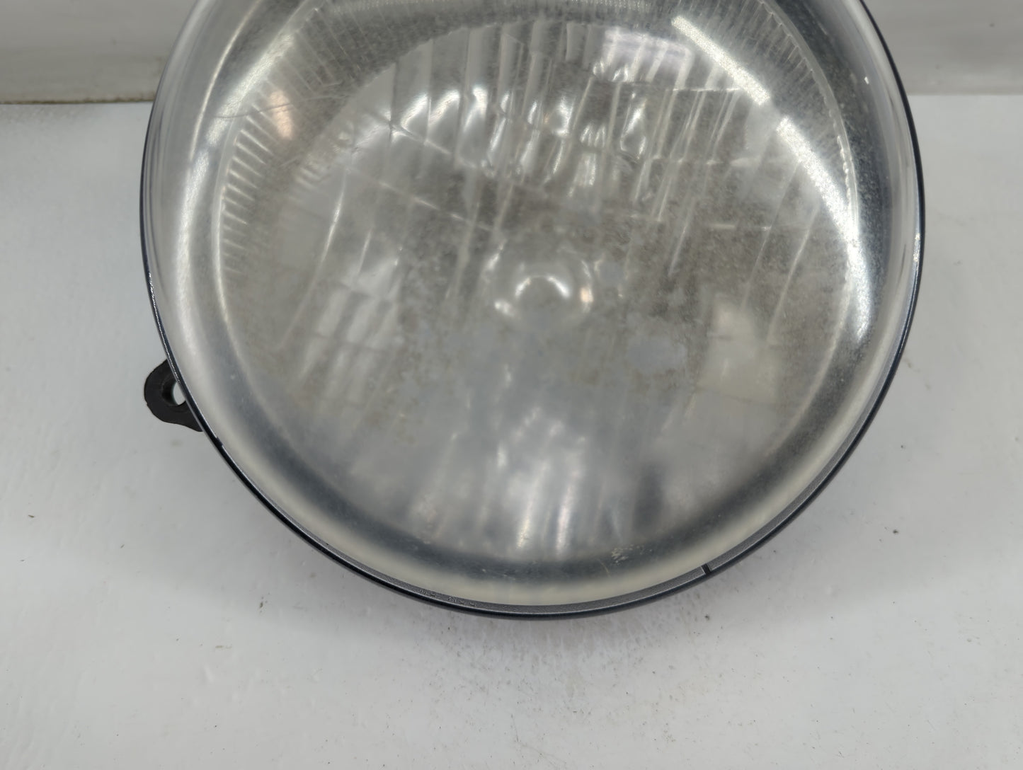2002-2004 Jeep Liberty Passenger Right Oem Head Light Headlight Lamp - Oemusedautoparts1.com