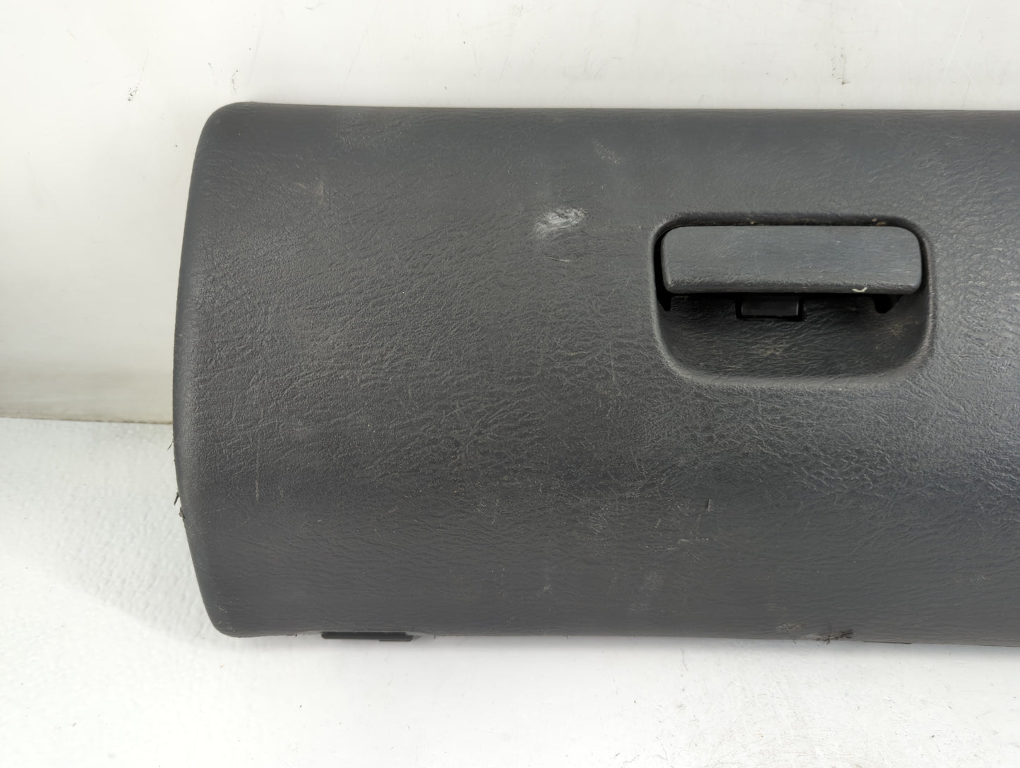 2004 Jeep Liberty Passenger Glove Box Door Storage Compartment 815675 - Oemusedautoparts1.com