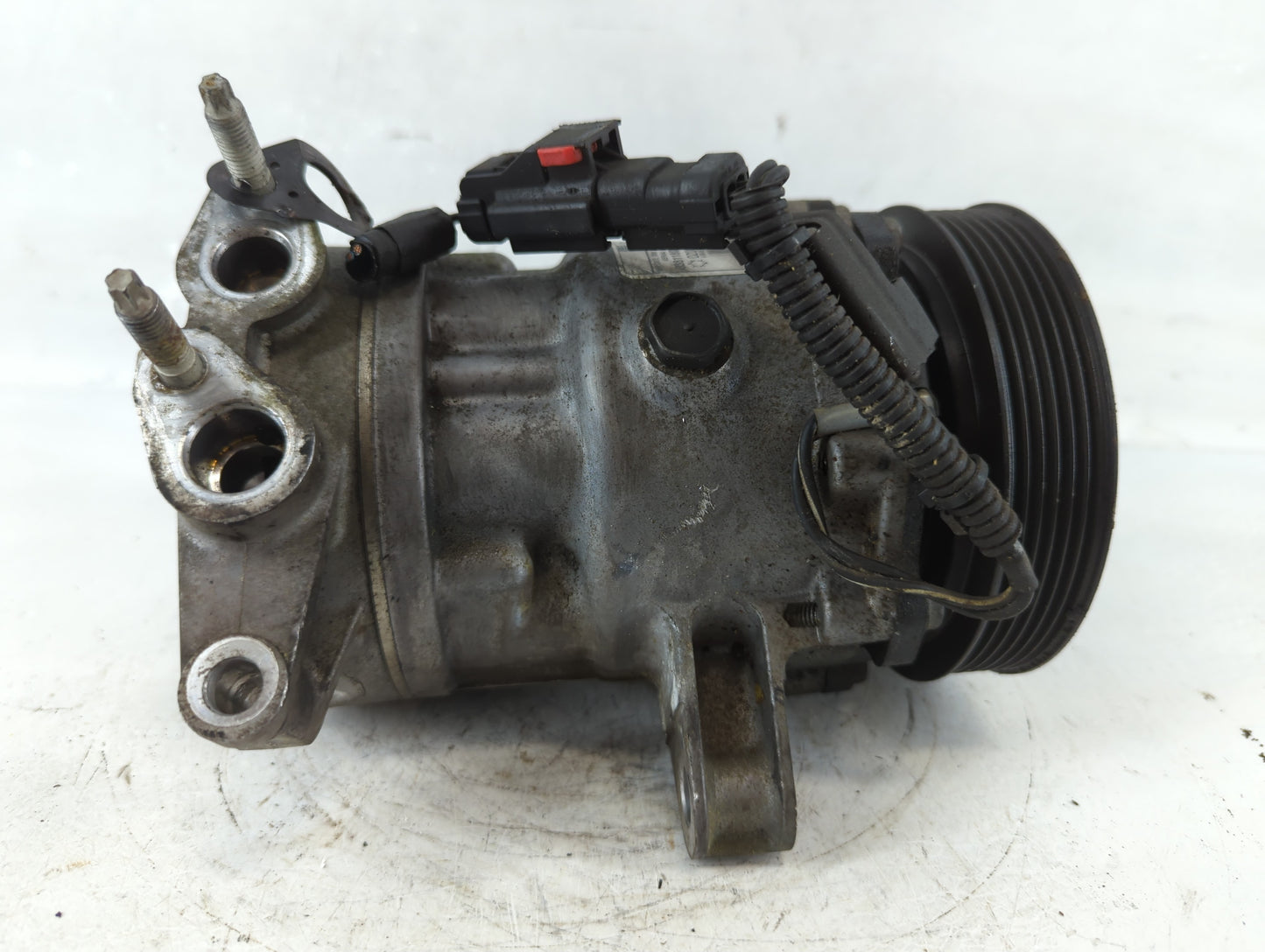 2002-2005 Jeep Liberty Air Conditioning A/c Ac Compressor Oem - Oemusedautoparts1.com