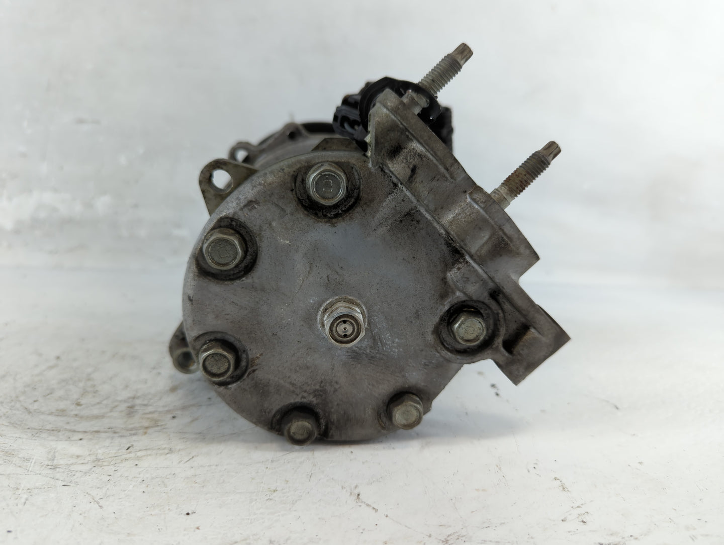 2002-2005 Jeep Liberty Air Conditioning A/c Ac Compressor Oem - Oemusedautoparts1.com