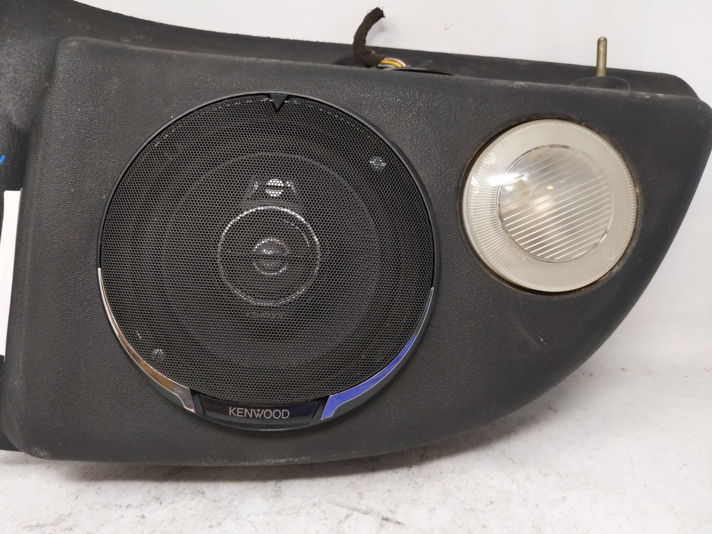 2004 Jeep Wrangler Radio AM FM Cd Player Receiver Replacement P/N:5HG66TRM AG 5HU98TRM AF Fits OEM Used Auto Parts - Oemused