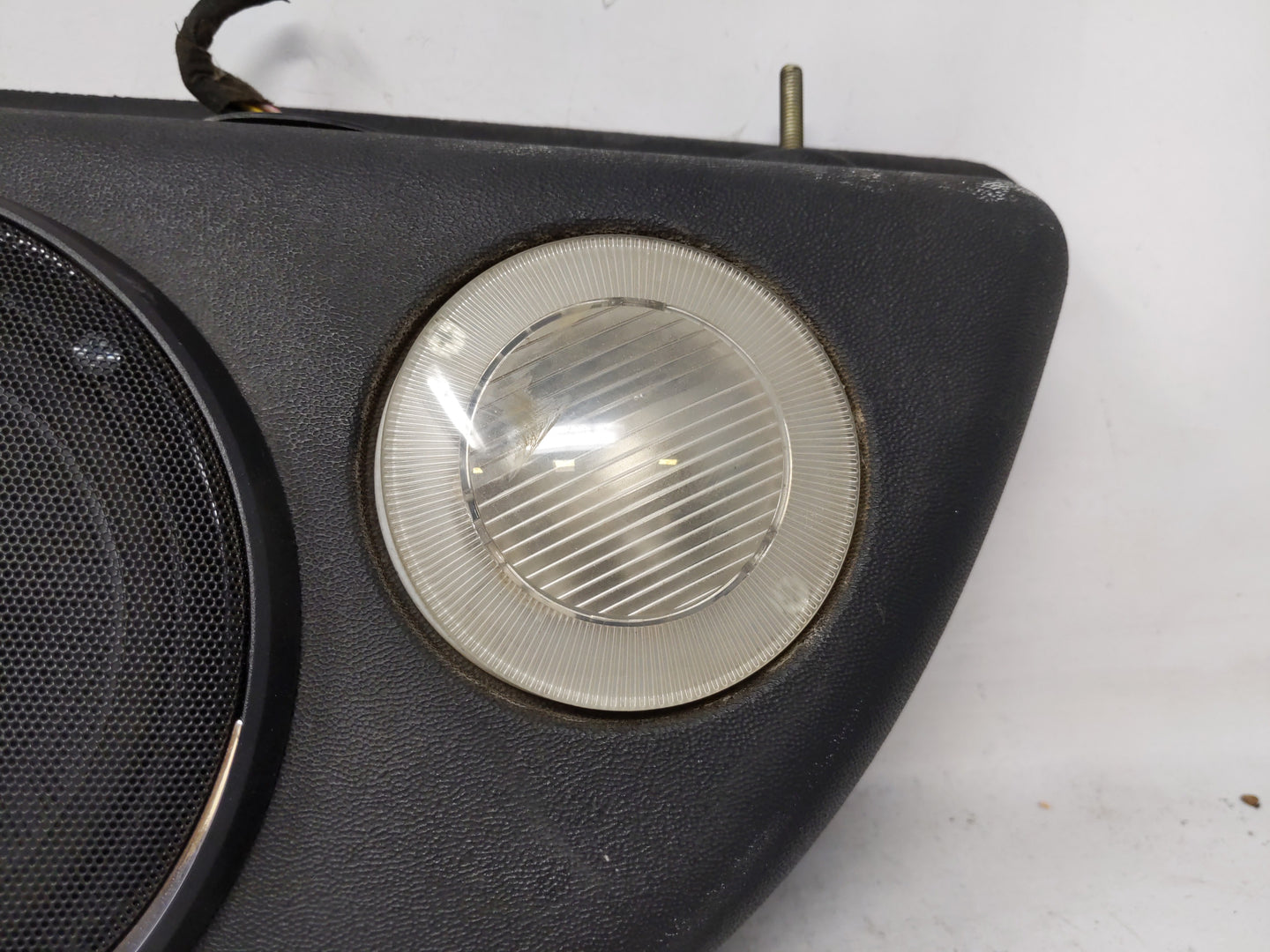 2004 Jeep Wrangler Radio AM FM Cd Player Receiver Replacement P/N:5HG66TRM AG 5HU98TRM AF Fits OEM Used Auto Parts - Oemused