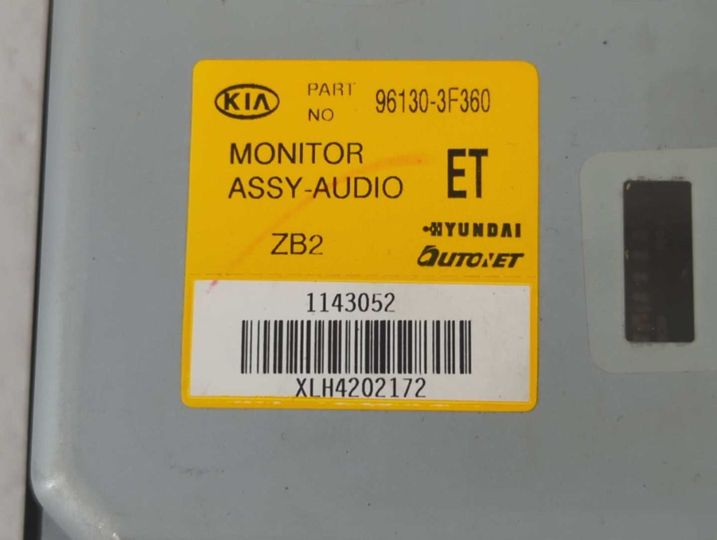 2004 Kia Amanti Radio AM FM Cd Player Receiver Replacement P/N:96130-3F360 Fits OEM Used Auto Parts - Oemusedautoparts1.com