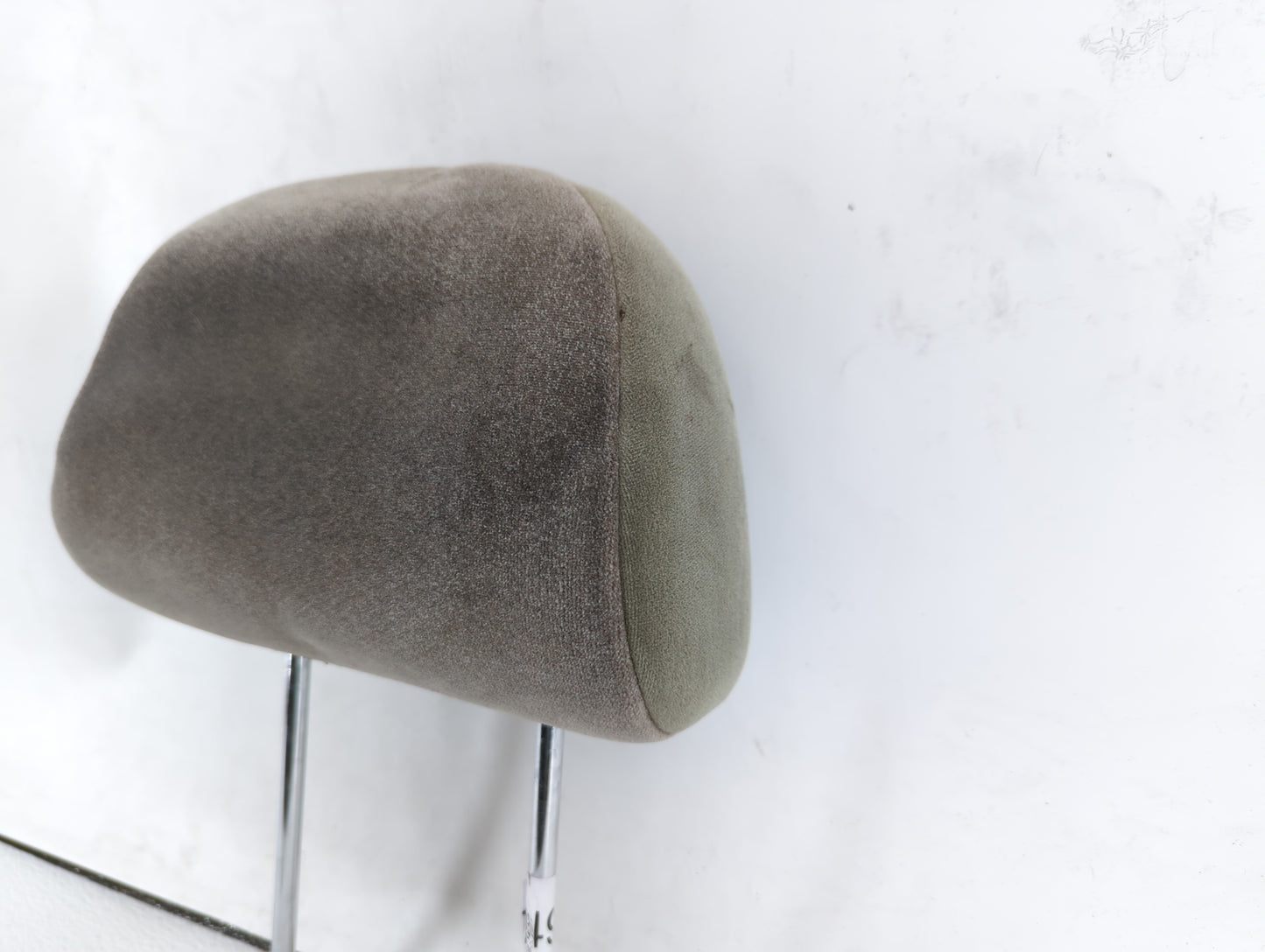 2003-2006 Kia Optima Headrest Head Rest Front Driver Passenger Seat Fits Fits 2003 2004 2005 2006 OEM Used Auto Parts - Oemu