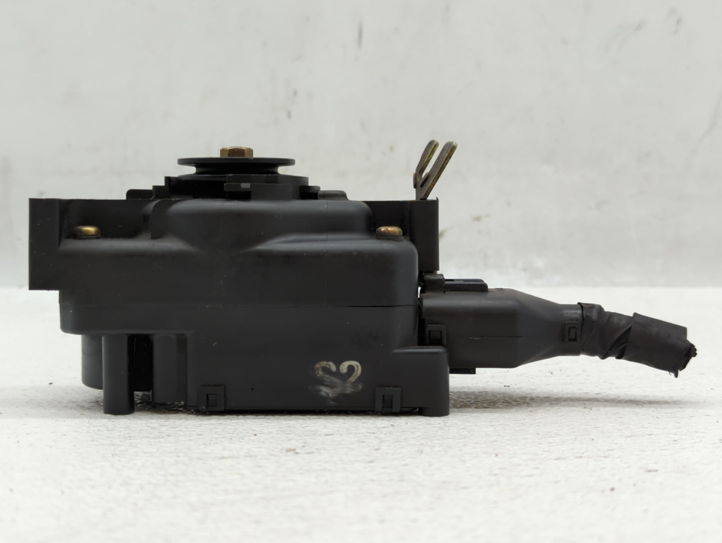 2001-2006 Kia Optima Chassis Control Module Ccm Bcm Body Control - Oemusedautoparts1.com