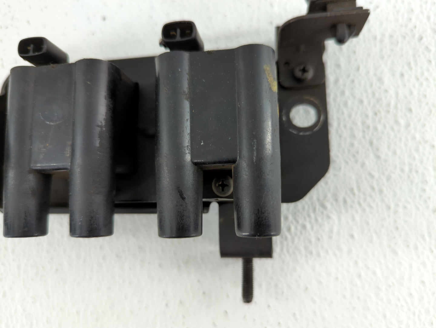 2001-2005 Kia Rio Ignition Coil Igniter Pack - Oemusedautoparts1.com