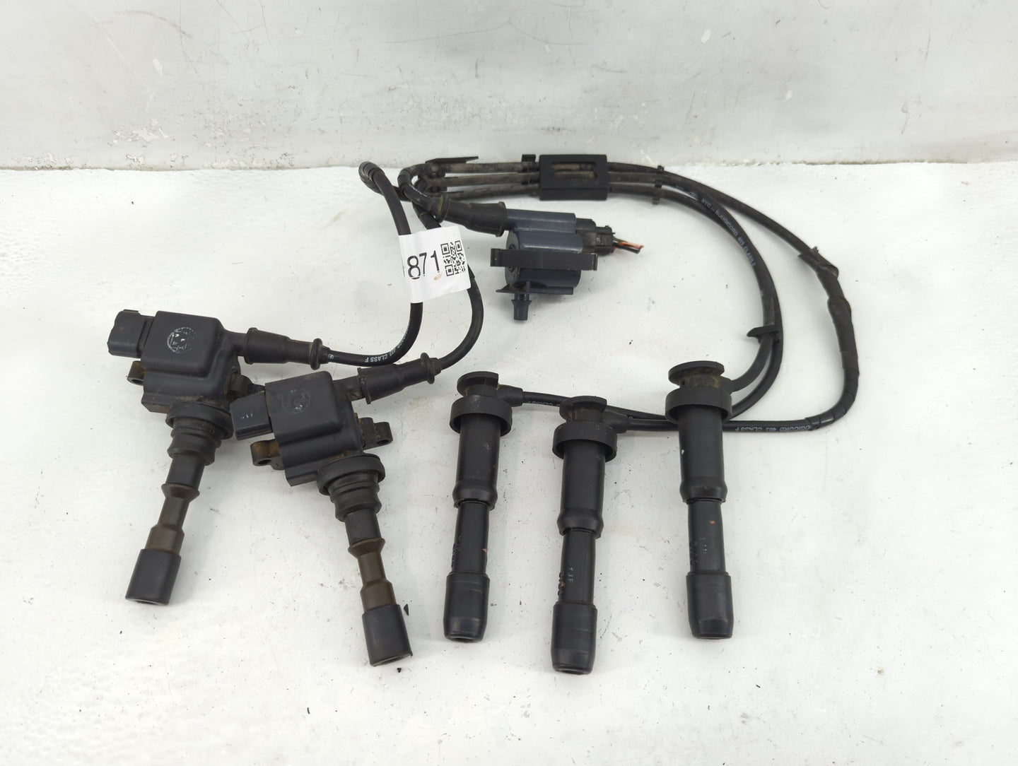 2002-2005 Kia Sedona Ignition Coil Igniter Pack - Oemusedautoparts1.com