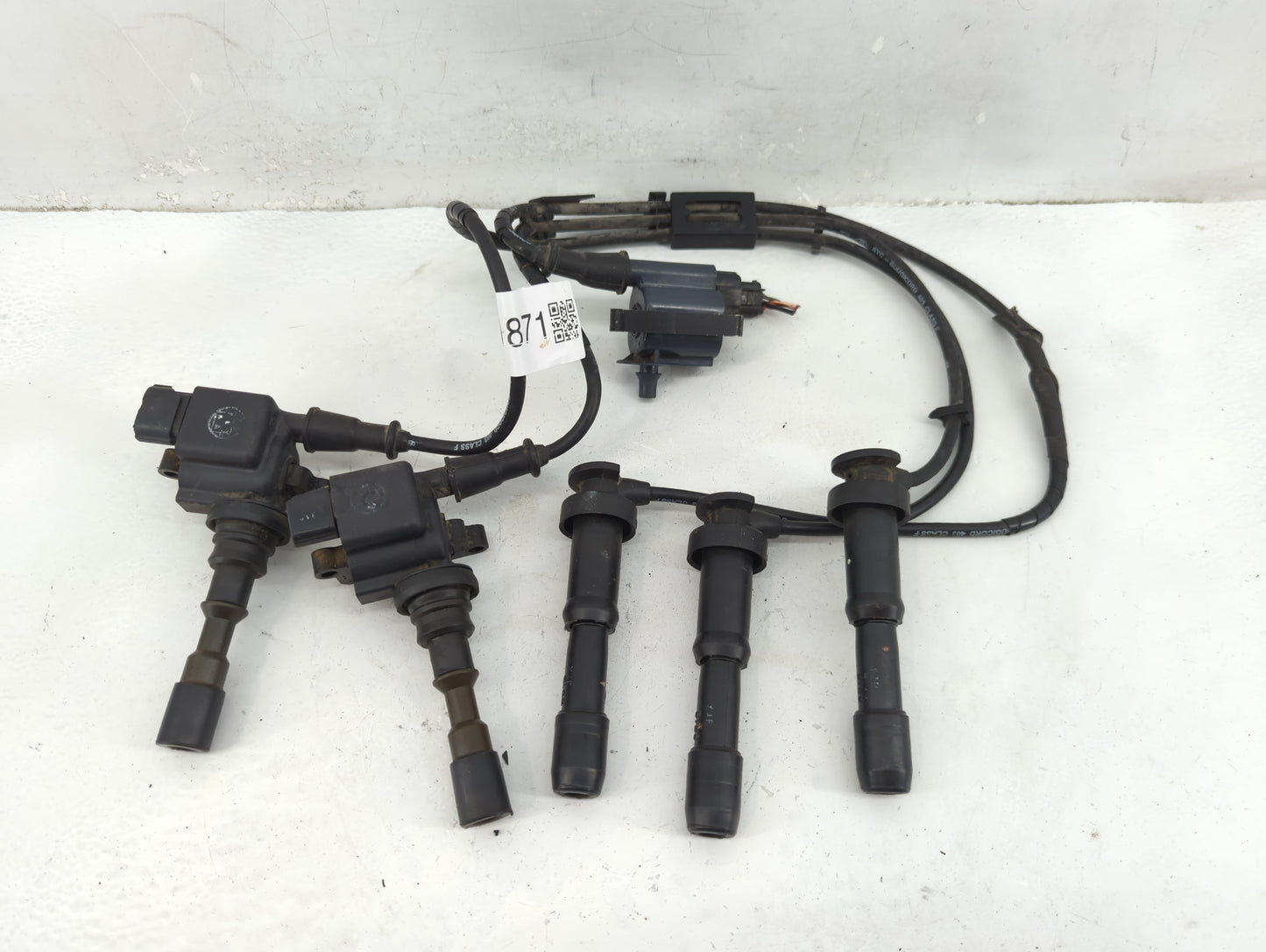 2002-2005 Kia Sedona Ignition Coil Igniter Pack - Oemusedautoparts1.com