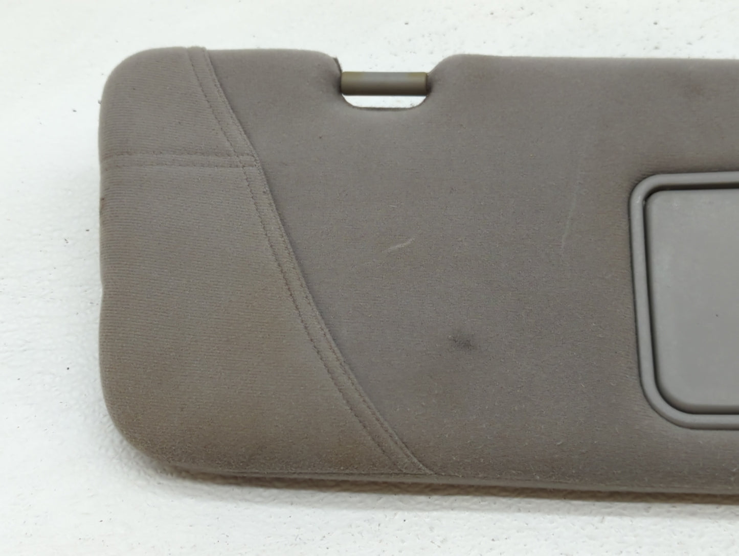 2002-2005 Kia Sedona Sun Visor Shade Replacement Driver Left Mirror Fits Fits 2002 2003 2004 2005 OEM Used Auto Parts - Oemu