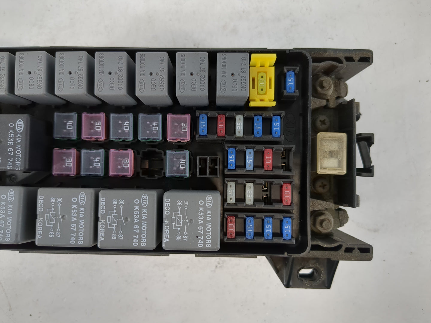 2003-2006 Kia Sorento Fusebox Fuse Box Panel Relay Module P/N:91160-3E000 Fits Fits 2003 2004 2005 2006 OEM Used Auto Parts 