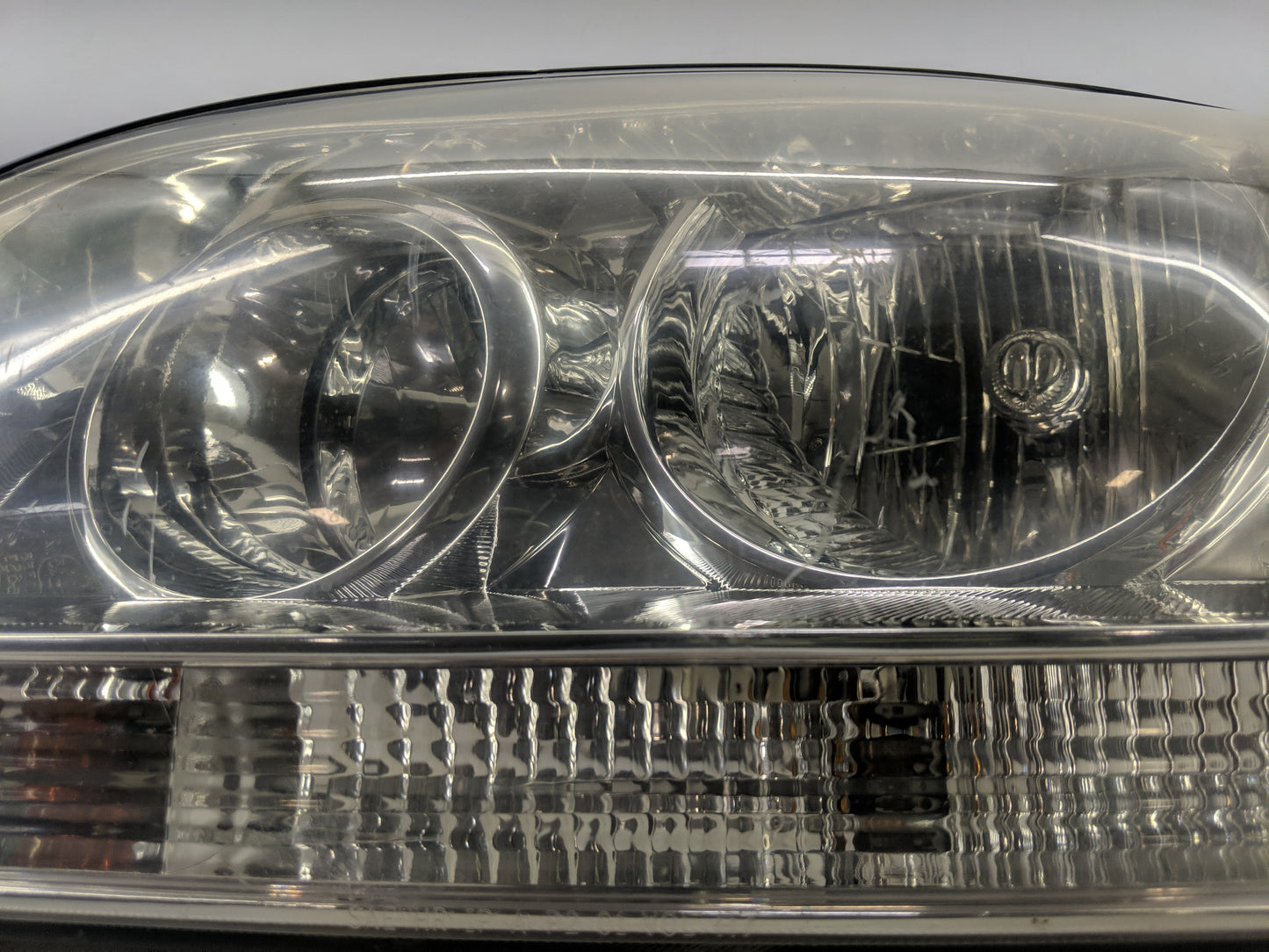 2003-2004 Kia Sorento Driver Left Oem Head Light Headlight Lamp - Oemusedautoparts1.com