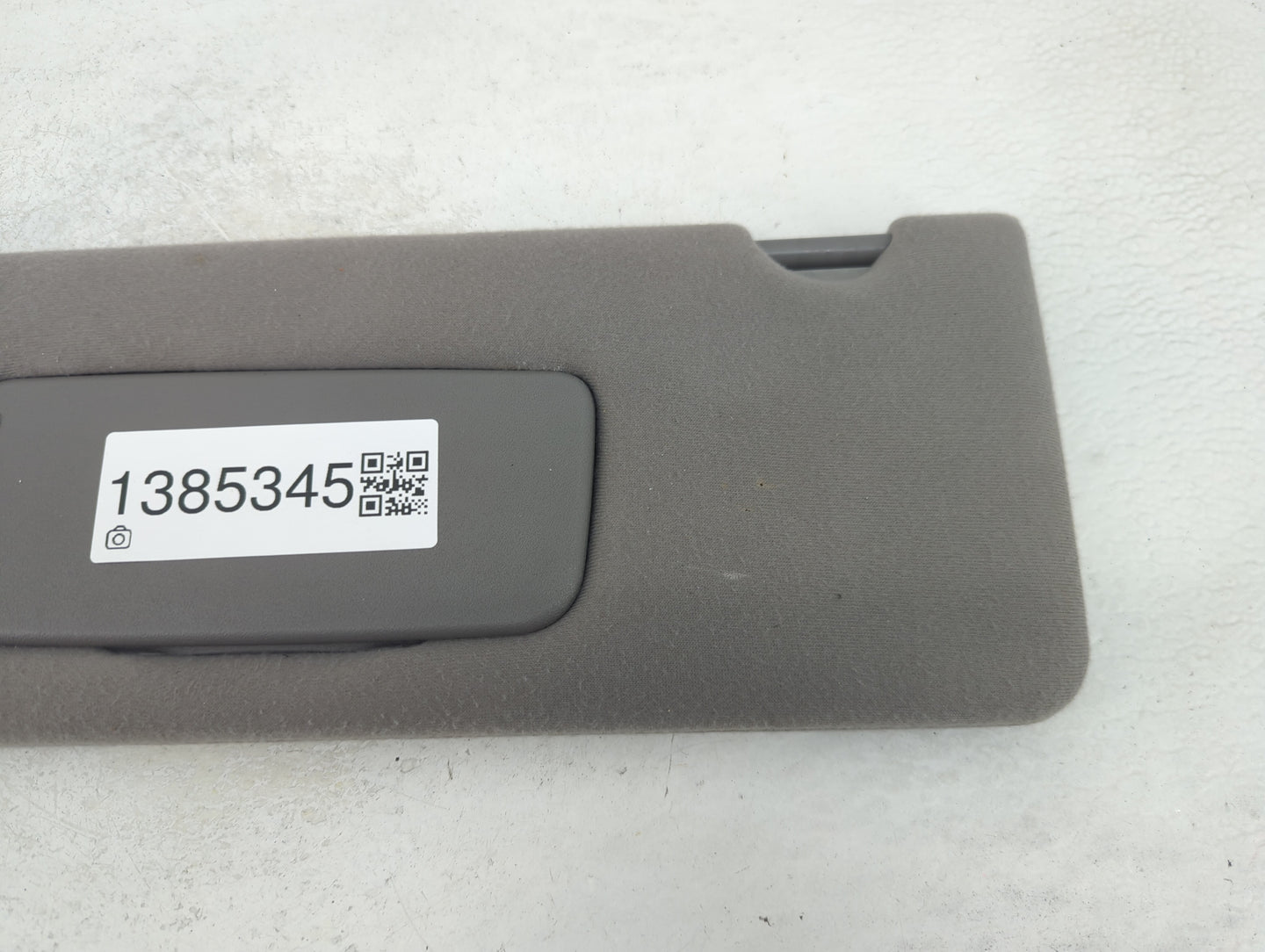 2003-2004 Kia Sorento Sun Visor Shade Replacement Driver Left Mirror Fits Fits 2003 2004 OEM Used Auto Parts - Oemusedautopa