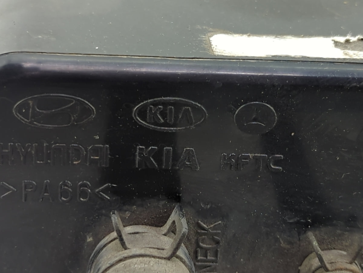 2004 Kia Sorento Fuel Vapor Charcoal Canister - Oemusedautoparts1.com