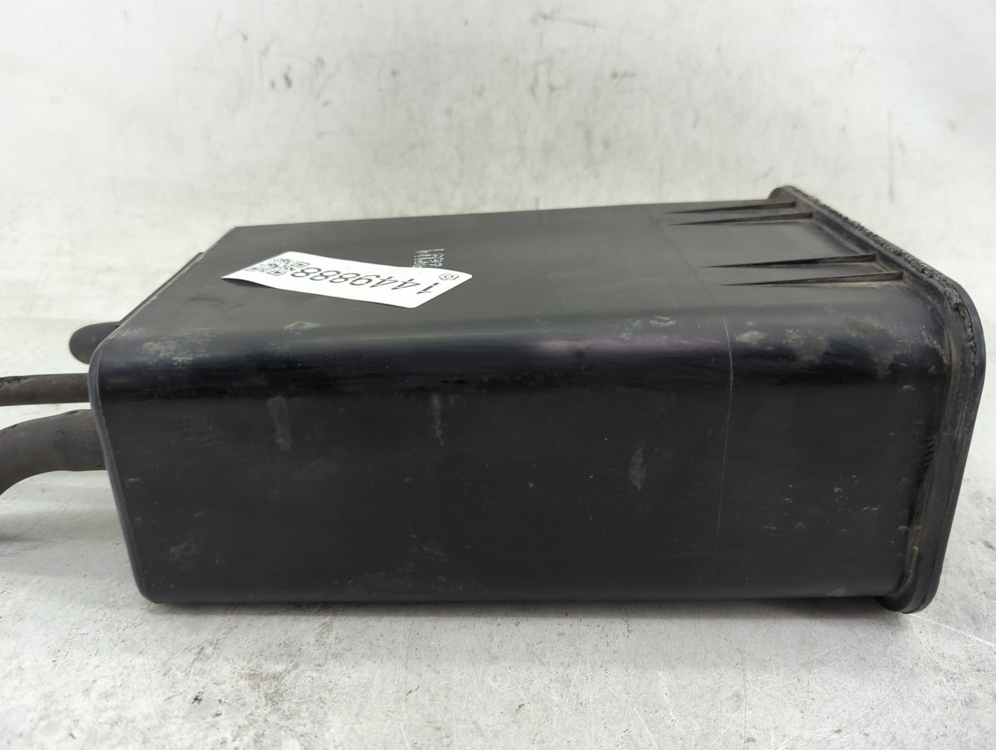 2004 Kia Sorento Fuel Vapor Charcoal Canister - Oemusedautoparts1.com