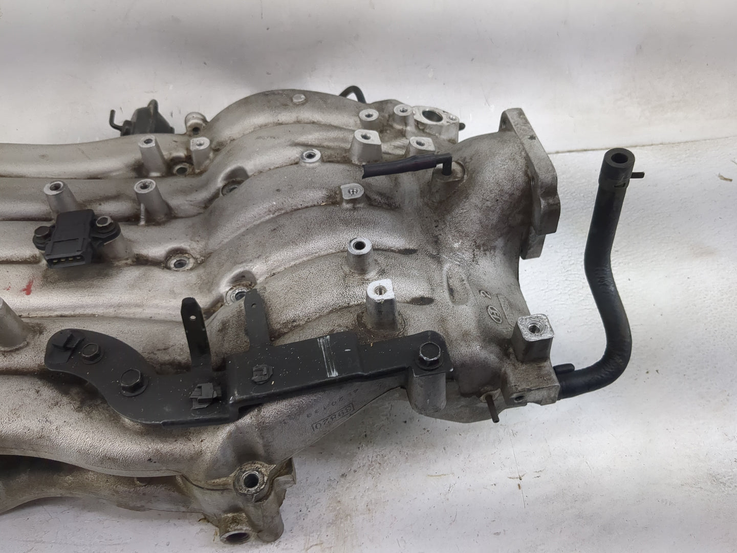2003-2006 Kia Sorento Air Intake Manifold P/N:0C16 Fits Fits 2003 2004 2005 2006 OEM Used Auto Parts - Oemusedautoparts1.com