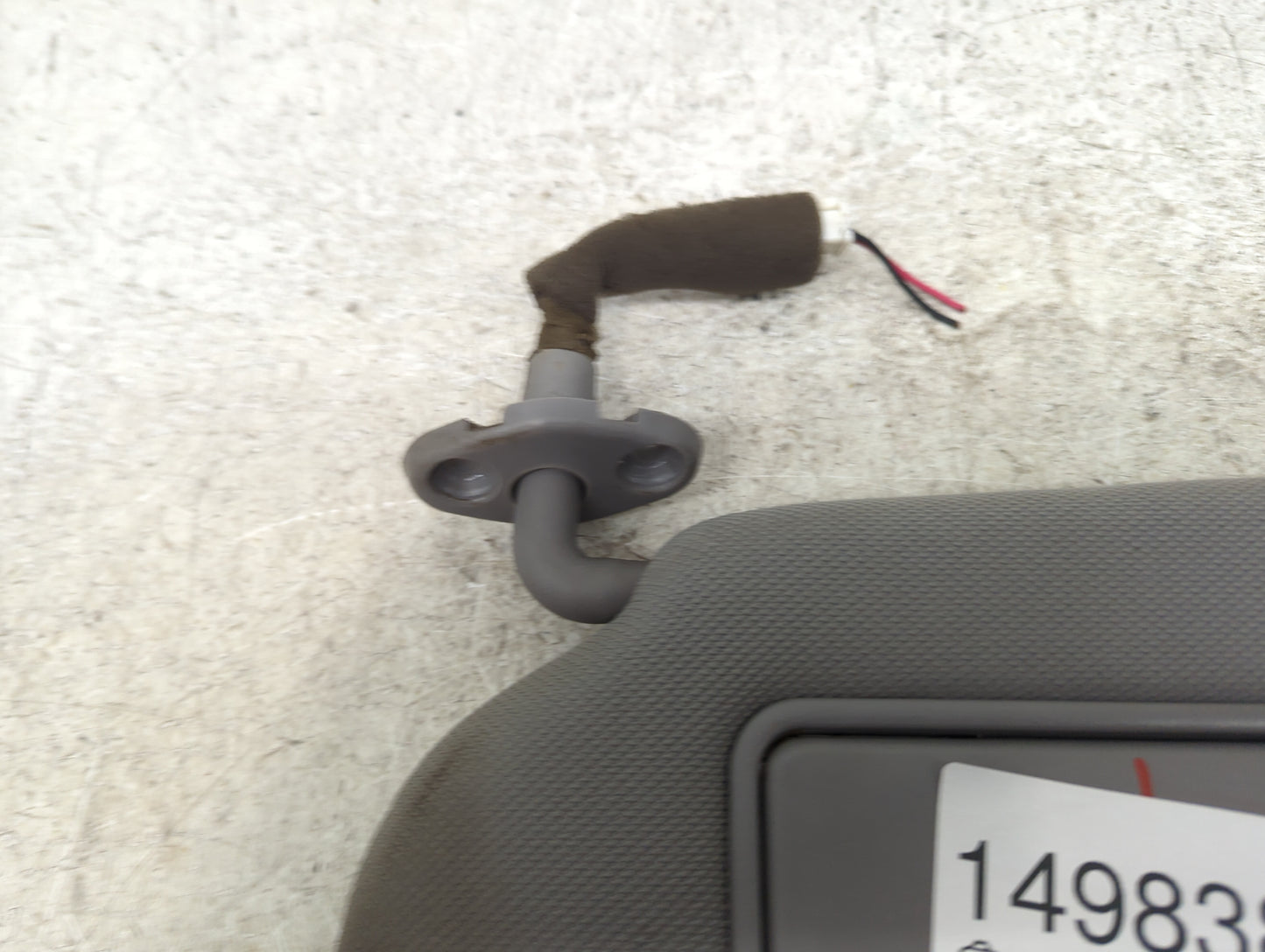2003-2004 Kia Sorento Sun Visor Shade Replacement Driver Left Mirror Fits Fits 2003 2004 OEM Used Auto Parts - Oemusedautopa