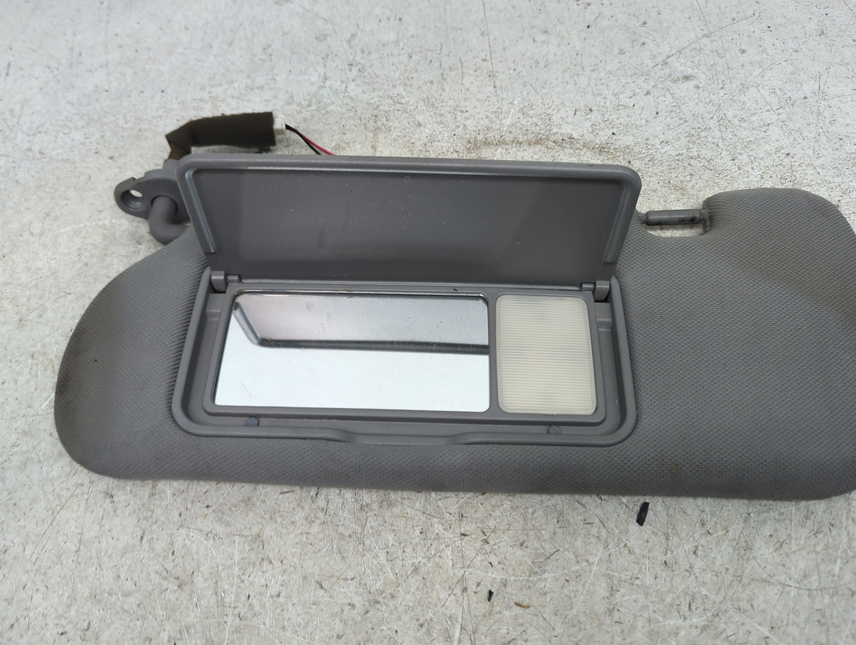 2003-2004 Kia Sorento Sun Visor Shade Replacement Driver Left Mirror Fits Fits 2003 2004 OEM Used Auto Parts - Oemusedautopa