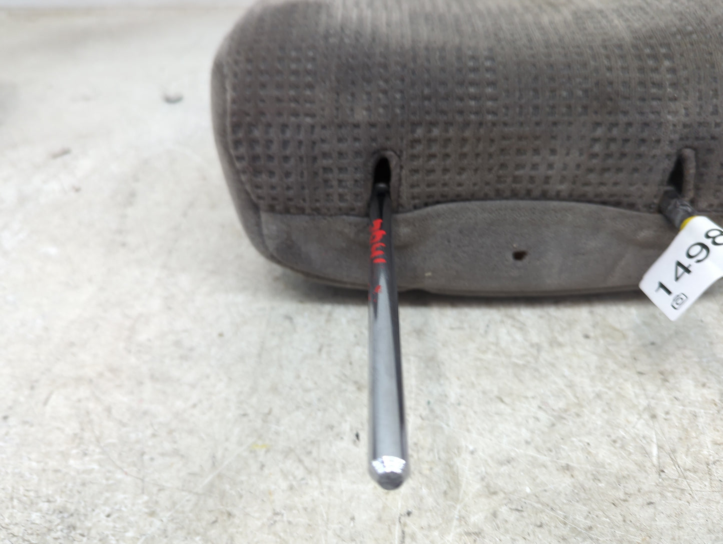 2004 Kia Sorento Headrest Head Rest Front Driver Seat Gray - Oemusedautoparts1.com