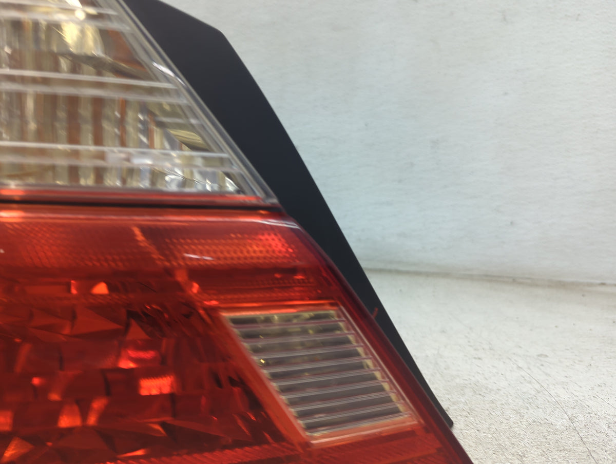 2004 Kia Sorento Tail Light Assembly Driver Left OEM Fits OEM Used Auto Parts - Oemusedautoparts1.com