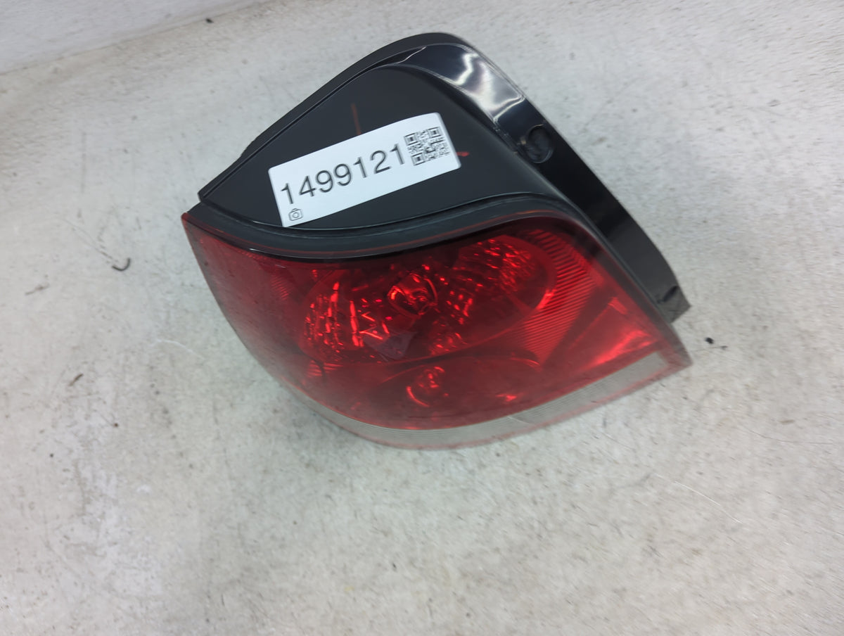 2004 Kia Sorento Tail Light Assembly Driver Left OEM Fits OEM Used Auto Parts - Oemusedautoparts1.com