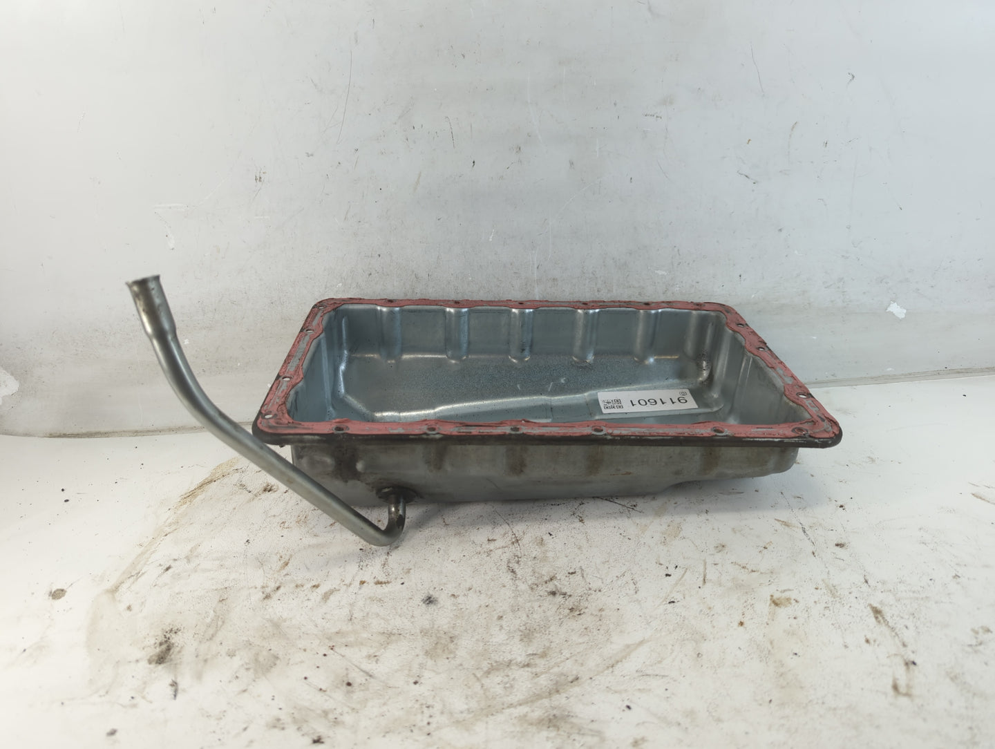 2003-2006 Kia Sorento Engine Oil Pan Fits Fits 2003 2004 2005 2006 OEM Used Auto Parts - Oemusedautoparts1.com