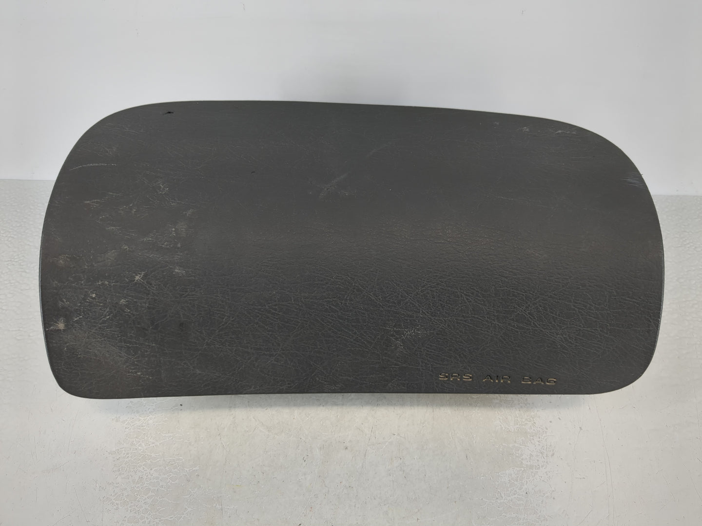 2000-2004 Kia Spectra Air Bag Passenger Right Dashboard OEM P/N:K2DJ 57 K50 Fits Fits 2000 2001 2002 2003 2004 OEM Used Auto